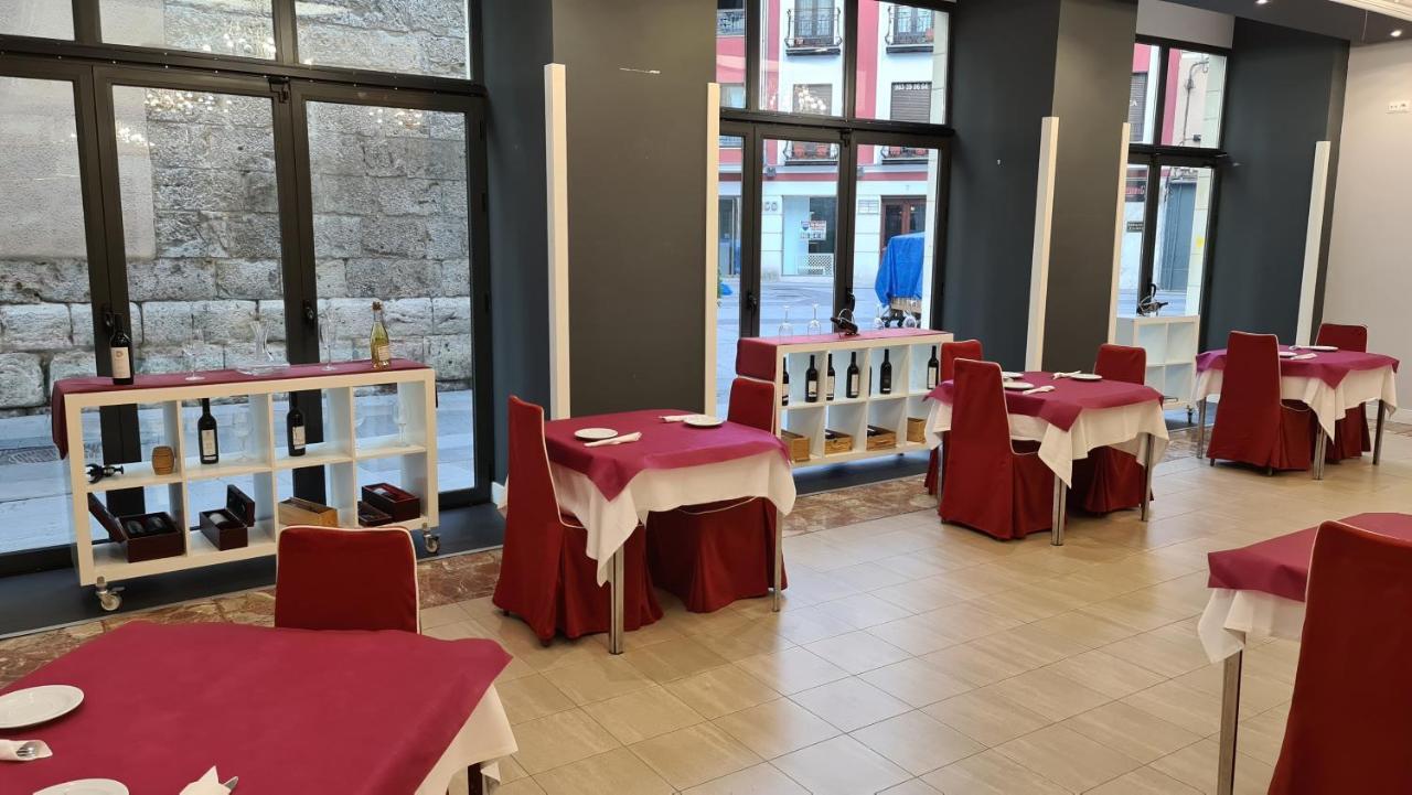 Hotel Roma Валадоид Екстериор снимка