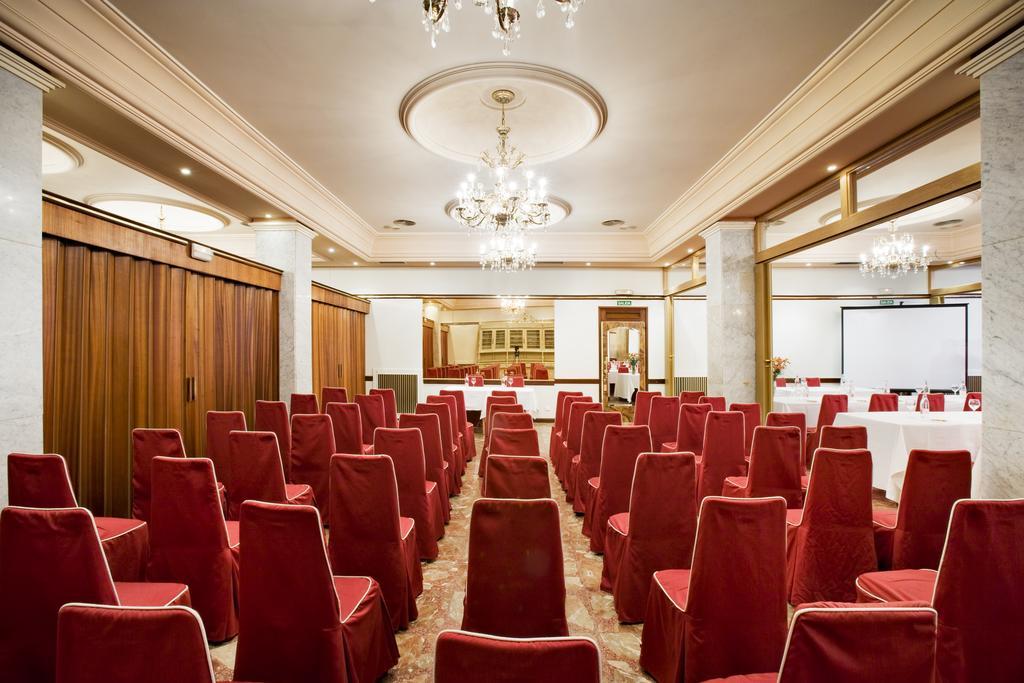 Hotel Roma Валадоид Екстериор снимка