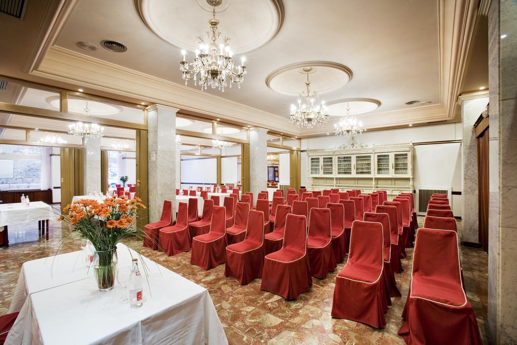 Hotel Roma Валадоид Екстериор снимка